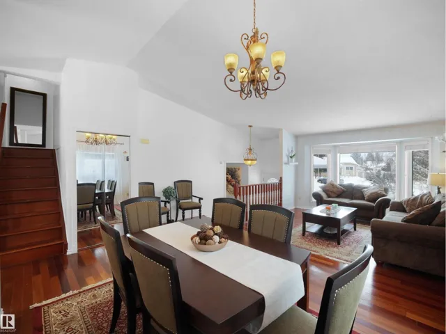 6217 13 AV NW, Edmonton, Alberta T6L2E5