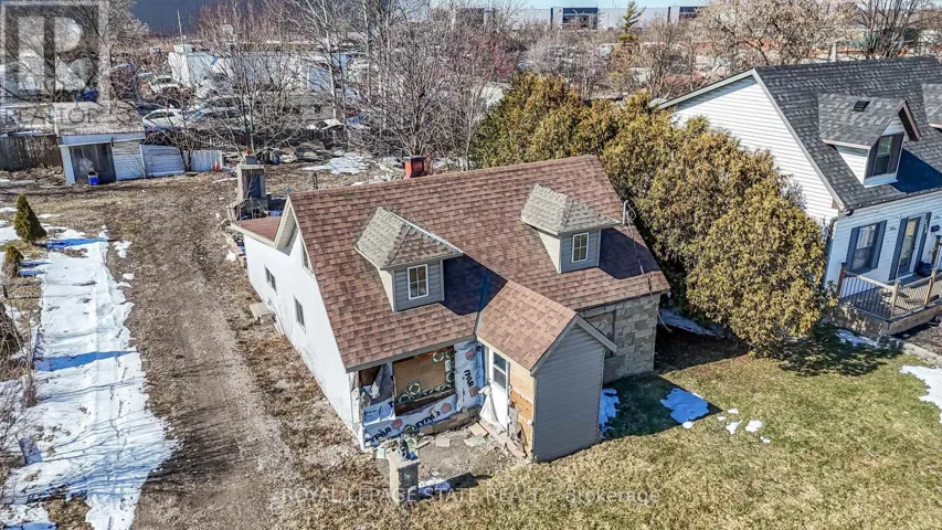 810 NEBO ROAD, Hamilton, Ontario L0R1P0