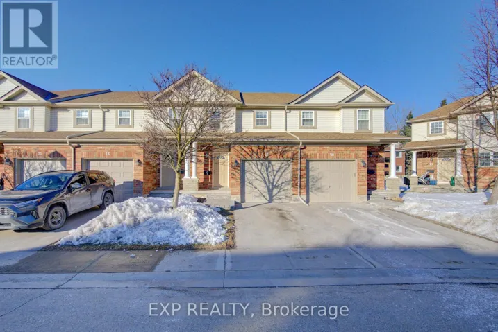 27 - 400 WILSON AVENUE, Kitchener, Ontario N2C2S1