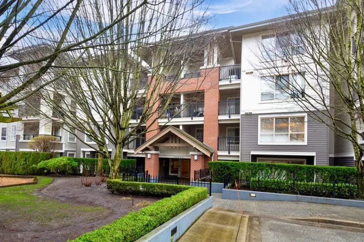 D207 8929 202 STREET, Langley, British Columbia V1M0B4