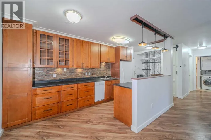 3303, 4001 C 49th Street NW, Calgary, Alberta T3A2C9