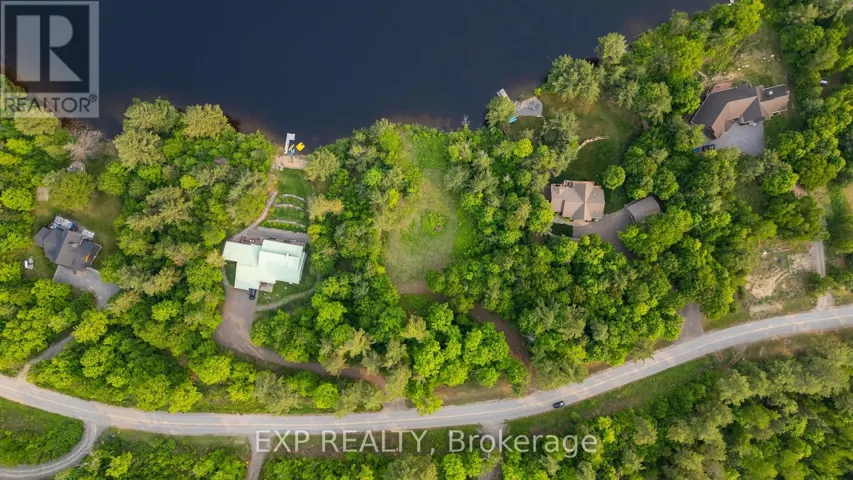 1225 BARRETT CHUTE ROAD, Greater Madawaska, Ontario K0J1H0