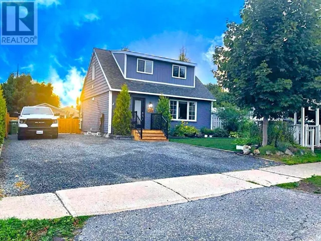 144 Hillside DR S, Elliot Lake, Ontario P5A1N1