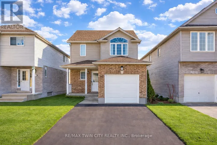 160 PROSPERITY DRIVE, Kitchener, Ontario N2E4E5