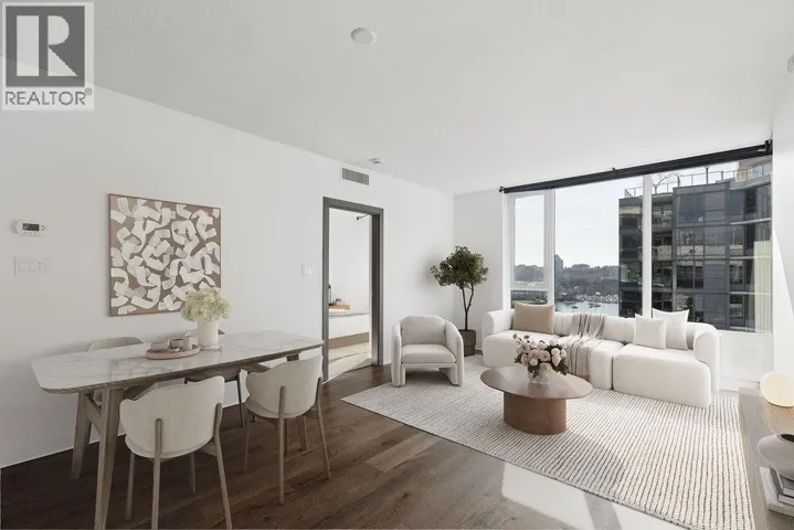 1751 38 SMITHE STREET, Vancouver, British Columbia V6B0P3