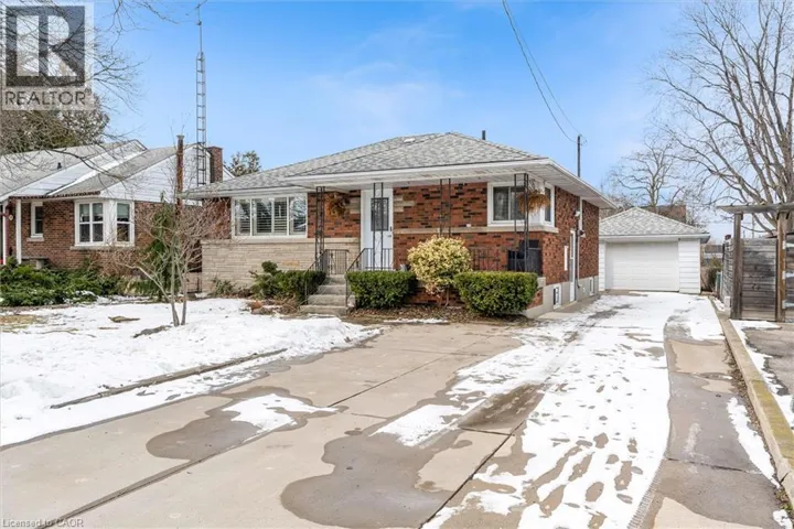 86 DANA Drive Unit# Bsmt, Hamilton, Ontario L9A3H8