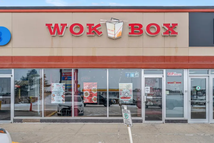 392 St Albert Trl, St. Albert, Alberta T8N5J9