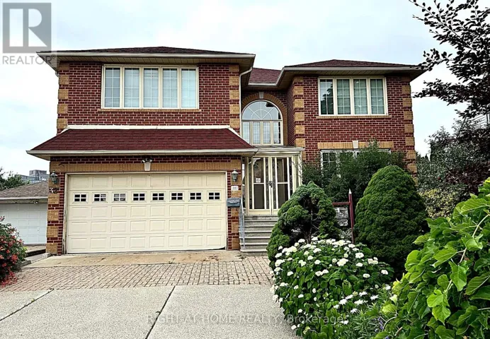 32 CRESTON ROAD, Toronto (Yorkdale-Glen Park), Ontario M6A1J1
