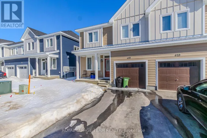 621 ALOPEX ROW, Ottawa, Ontario K0A2Z0