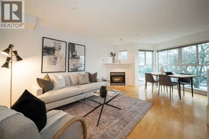 211 692 W 7TH AVENUE, Vancouver, British Columbia V5Z1B5