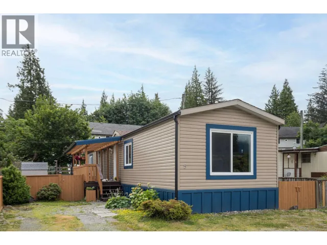 5 40022 GOVERNMENT ROAD, Squamish, British Columbia V0N3G0