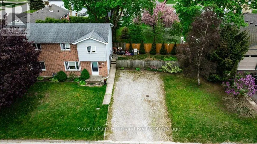 49 WELLINGTON STREET W, South Huron (Exeter), Ontario N0M1S2
