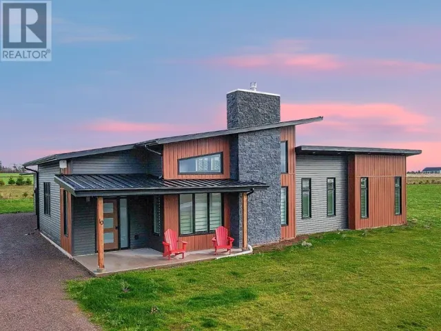 10 River View Drive, Cape Traverse, Prince Edward Island C0B1X0