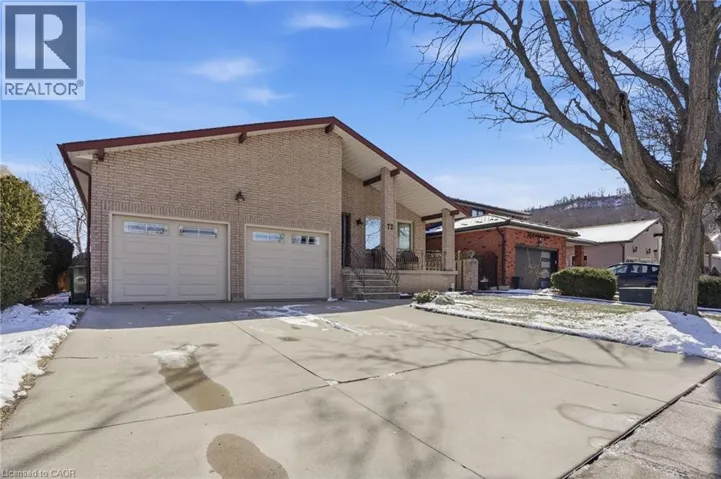 72 OAKRIDGE Drive, Stoney Creek, Ontario L8G2T6
