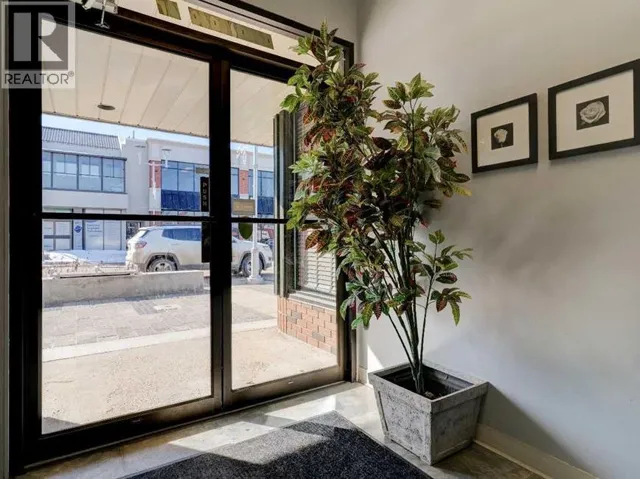 10018 101 Avenue, Grande Prairie, Alberta T8V0Y1