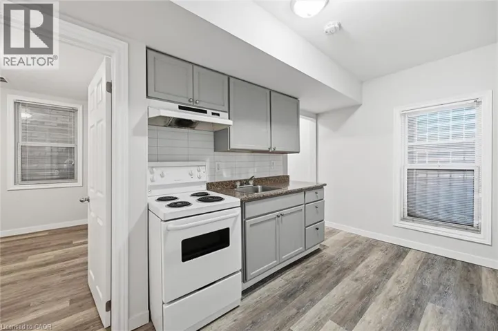 13 WESTINGHOUSE Avenue Unit# 1, Hamilton, Ontario L8L6E4