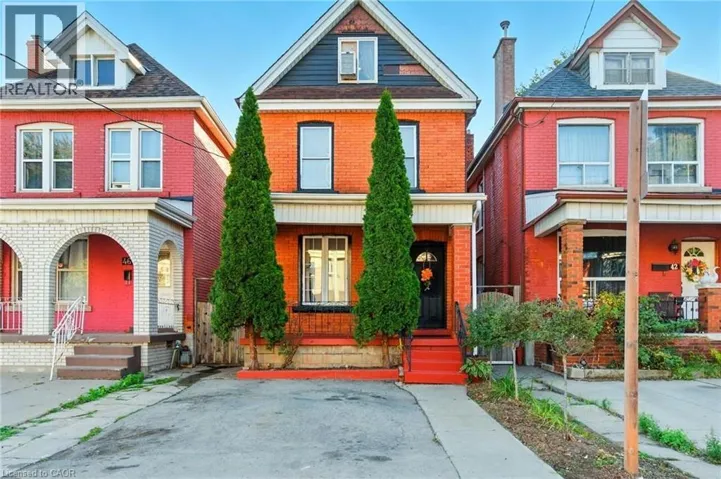 44 HOLTON Avenue N, Hamilton, Ontario L8L6H4