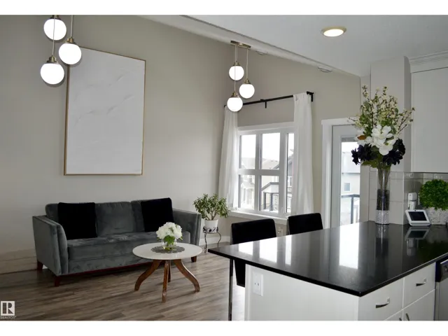 #11 1203 163 ST SW, Edmonton, Alberta T6W3X1