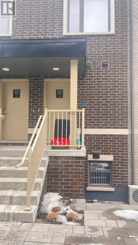 143 - 235 BIRMINGHAM STREET, Toronto (New Toronto), Ontario M8V2C7