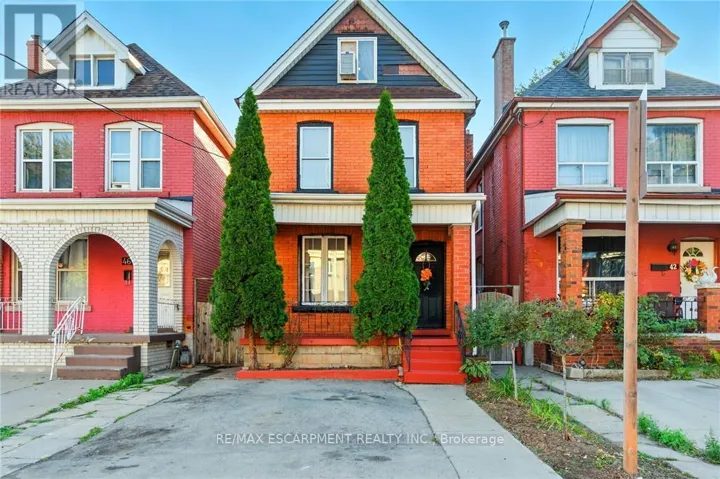 44 HOLTON AVENUE N, Hamilton (Gibson), Ontario L8L6H4