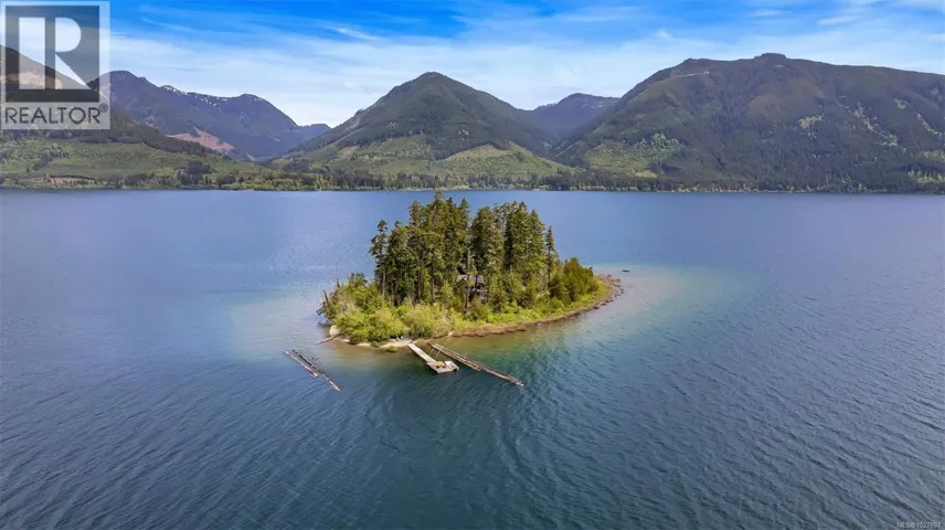7 Island #7, See Remarks, British Columbia V0R2G0