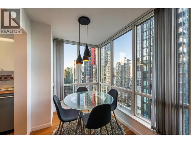 2103 1166 MELVILLE STREET, Vancouver, British Columbia V6E4P5