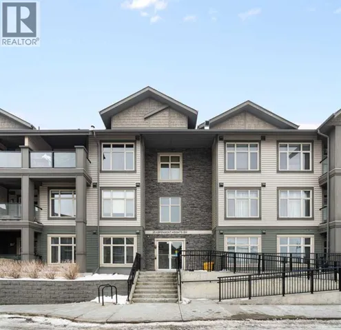 101, 25 Aspenmont Heights SW, Calgary, Alberta T3H0E4