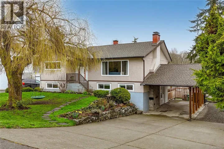 2202 Rosewood Ave, Duncan, British Columbia V9L3E7