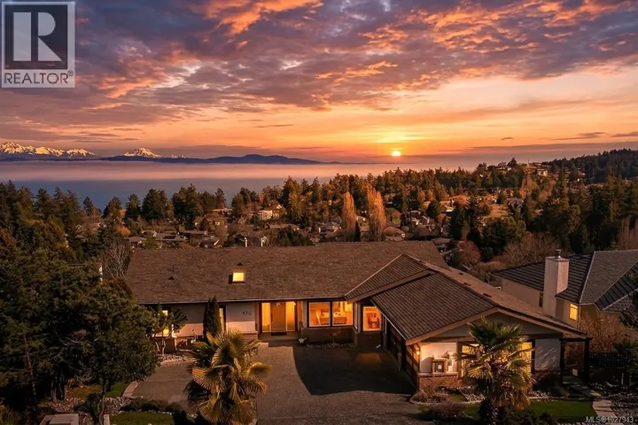 972 Seapearl Pl, Saanich, British Columbia V8Y2X2