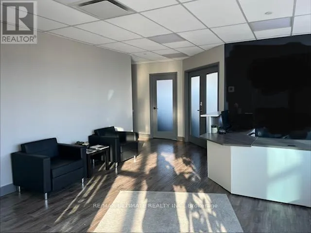 261 CHRISLEA ROAD, Vaughan (East Woodbridge), Ontario L4L8S5