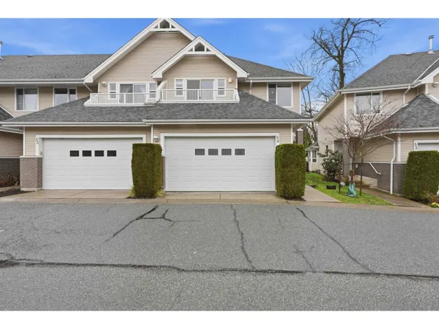 54 13918 58 AVENUE, Surrey, British Columbia V3X3N8