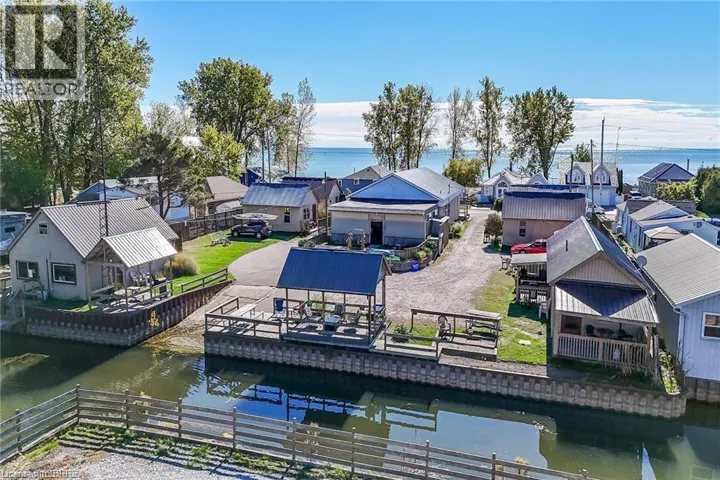 48-50 ERIE Boulevard, Long Point, Ontario N0E1M0