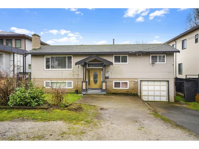 13160 99 AVENUE, Surrey, British Columbia V3T1E9