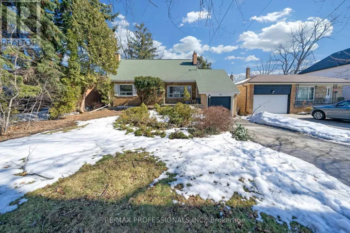 29 TREMONT ROAD, Toronto (Islington-City Centre West), Ontario M9B3X3
