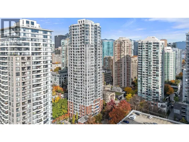 502 909 MAINLAND STREET, Vancouver, British Columbia V6B1S3