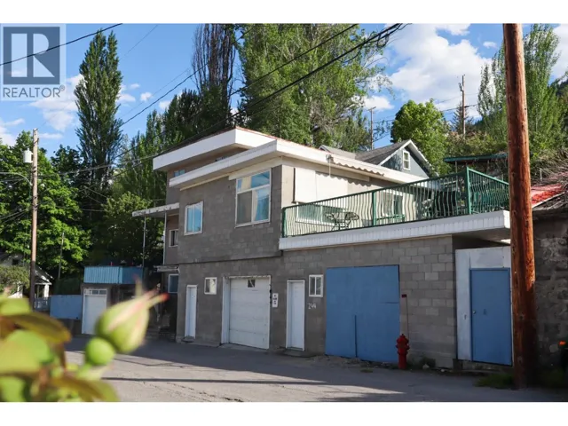244A Old Rossland Avenue, Trail, British Columbia V1R3M7