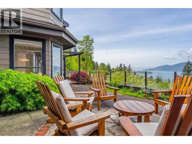 5207 ASPEN DRIVE, West Vancouver, British Columbia V7W2Z7