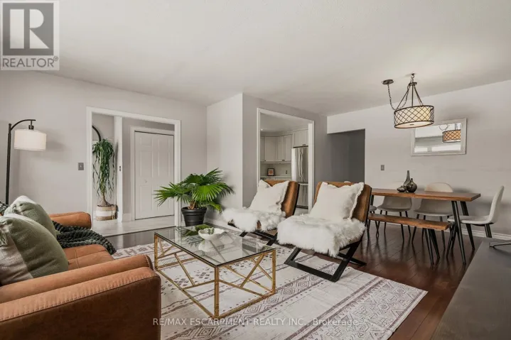 777 HILLCREST ROAD, Pickering (West Shore), Ontario L1W2P5