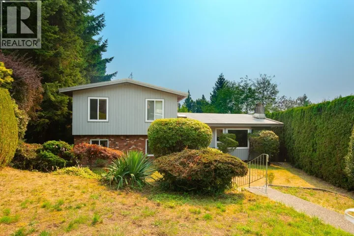 1285 LUCKING PLACE, North Vancouver, British Columbia V7J3L5