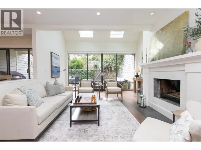 13 4957 MARINE DRIVE, West Vancouver, British Columbia V7W2N1