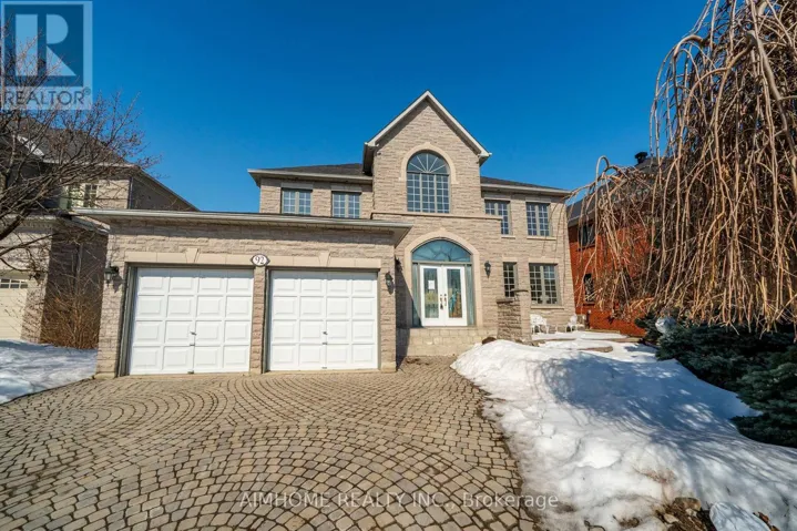 92 SPRINGBROOK DRIVE, Richmond Hill (Langstaff), Ontario L4B3P9