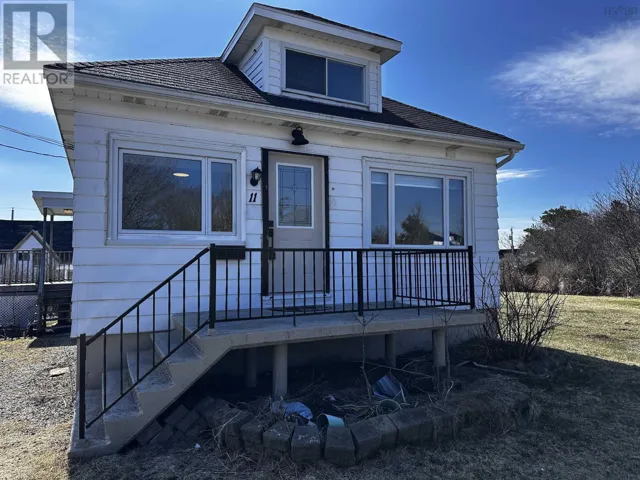 11 James Street, Glace Bay, Nova Scotia B1A2Y1