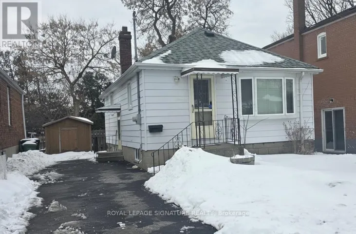148 MAGNOLIA AVENUE, Toronto (Kennedy Park), Ontario M1K3K8