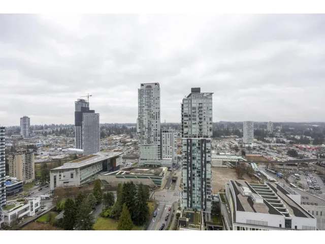 2808 13350 CENTRAL AVENUE, Surrey, British Columbia V3T0S1