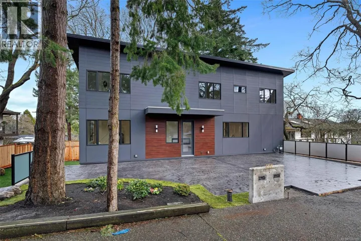 1750 Lyman Duff Lane, Victoria, British Columbia V8S5K3