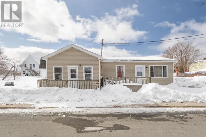 10 Lorne Street, North Sydney, Nova Scotia B2Y3Z6