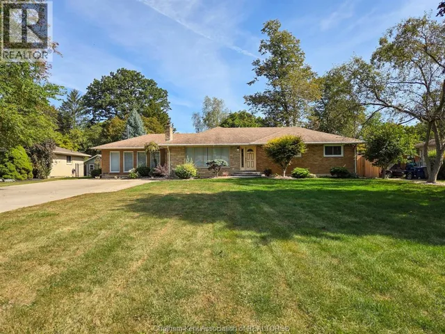 79 LYNNWOOD AVENUE, Chatham, Ontario N7M5J4
