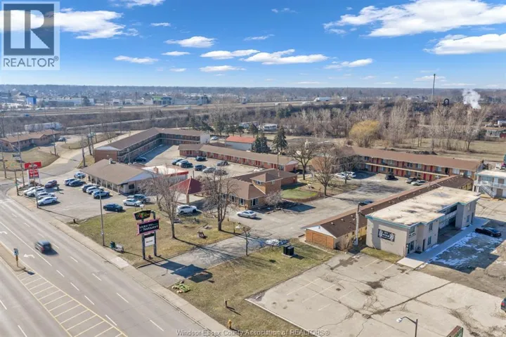 2885-2899 HOWARD AVENUE, Windsor, Ontario N8X3Y4