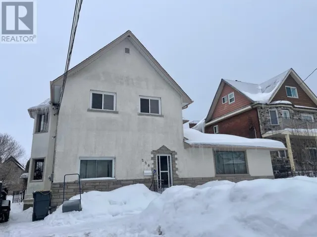 229 Villa ST, Thunder Bay, Ontario P7A3Y1