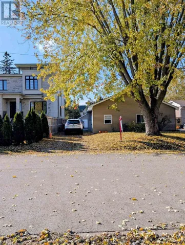 26 RIVER DRIVE, East Gwillimbury (Holland Landing), Ontario L9N1A6